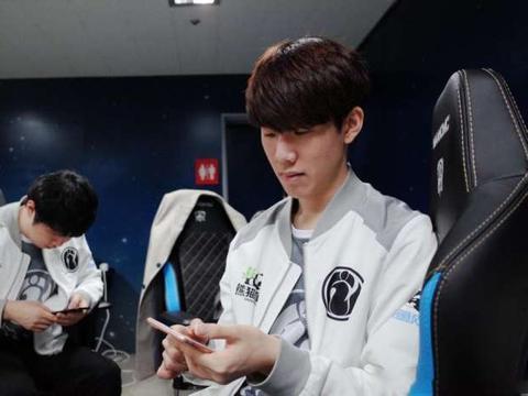 LPL决赛预测中奖公告（EDG 3：1 FPX）