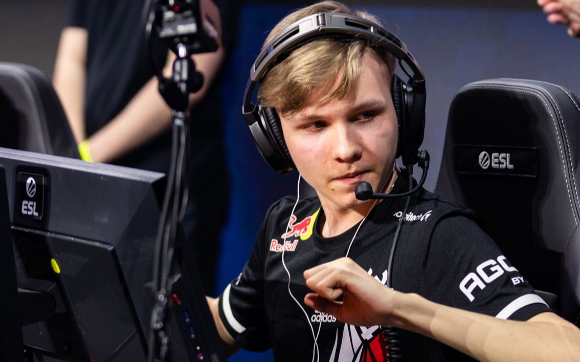 扑克里不动也是策略（在扑克中，按兵不动也是一种策略）